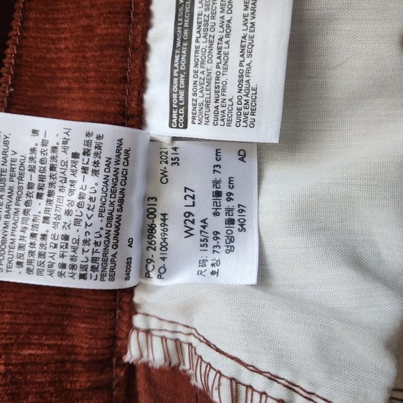 NWOT Levi's High Waisted Mom Jeans Corduroy - Burnt Orange Rust Color size 29 - Picture 9 of 10